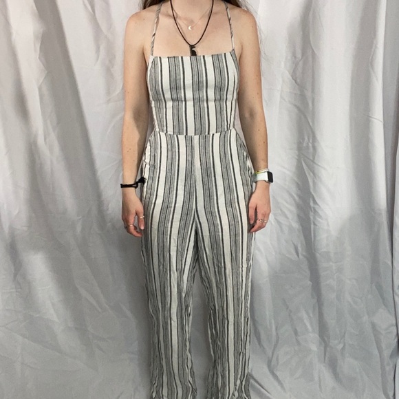 Forever 21 Stripped Jumpsuit Tank Top Pants Laced Open Back Small White Gray - Picture 8 of 11